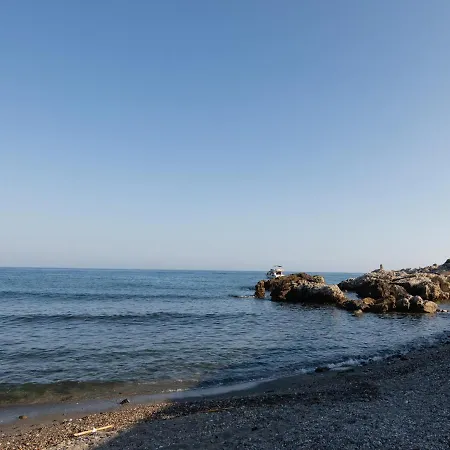 Piso Con Terraza Muy Cercano A La Playa Apartamento Almuñécar